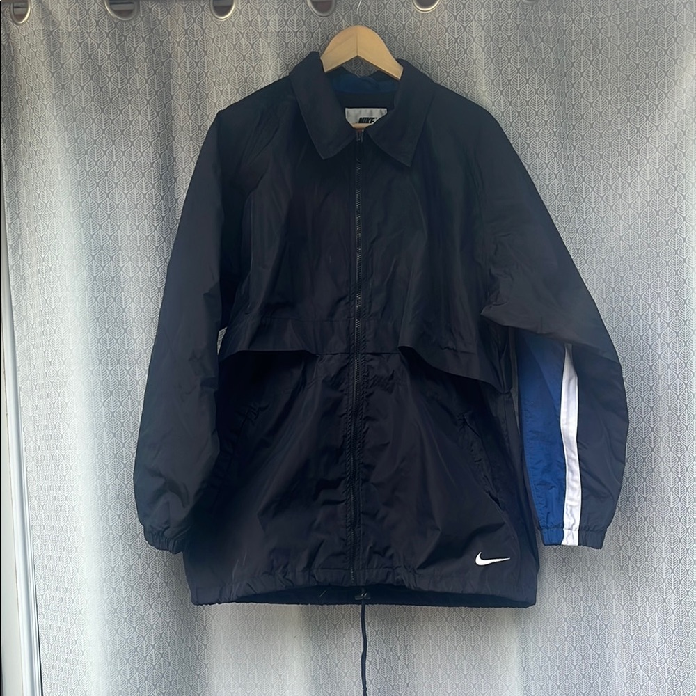 Nike Black and Blue Windbreaker Jacket
